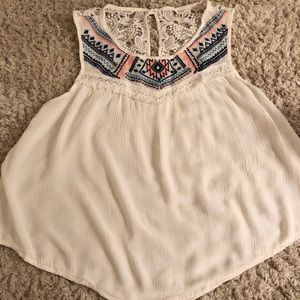White linen embroidered tank